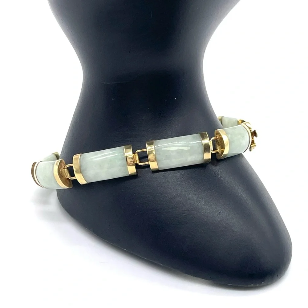 Vintage 10k Gold Jade Bracelet - Picture 3 of 8